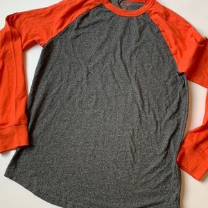 Cat&Jack long sleeves t-shirt